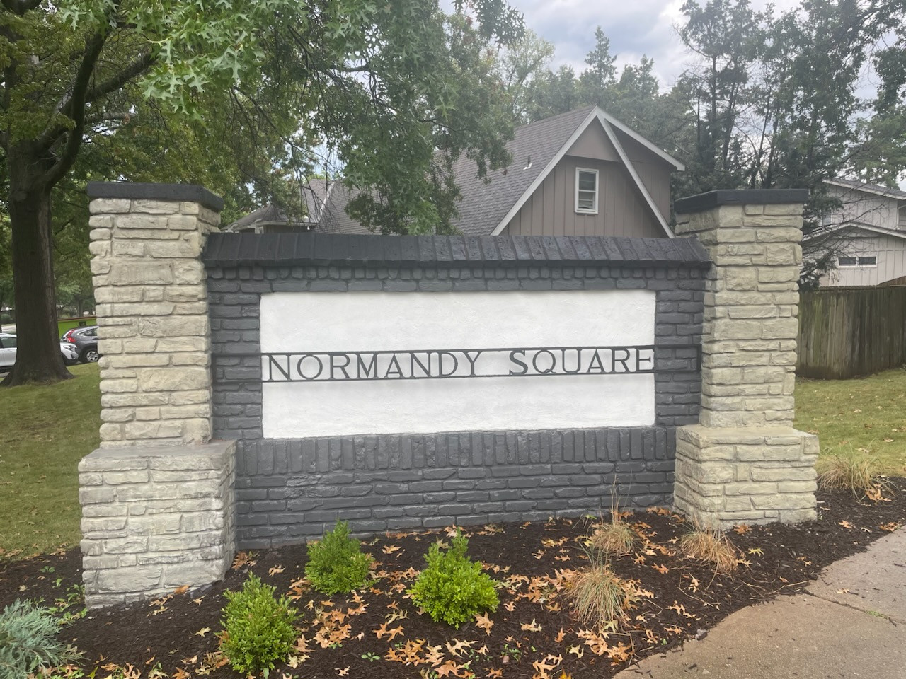 Normandy Square Sign